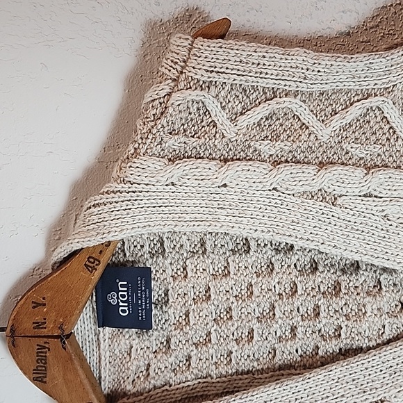 Aran Woollen Mills MADE IN IRELAND 100% merino wool vest, sz XL - Picture 4 of 10